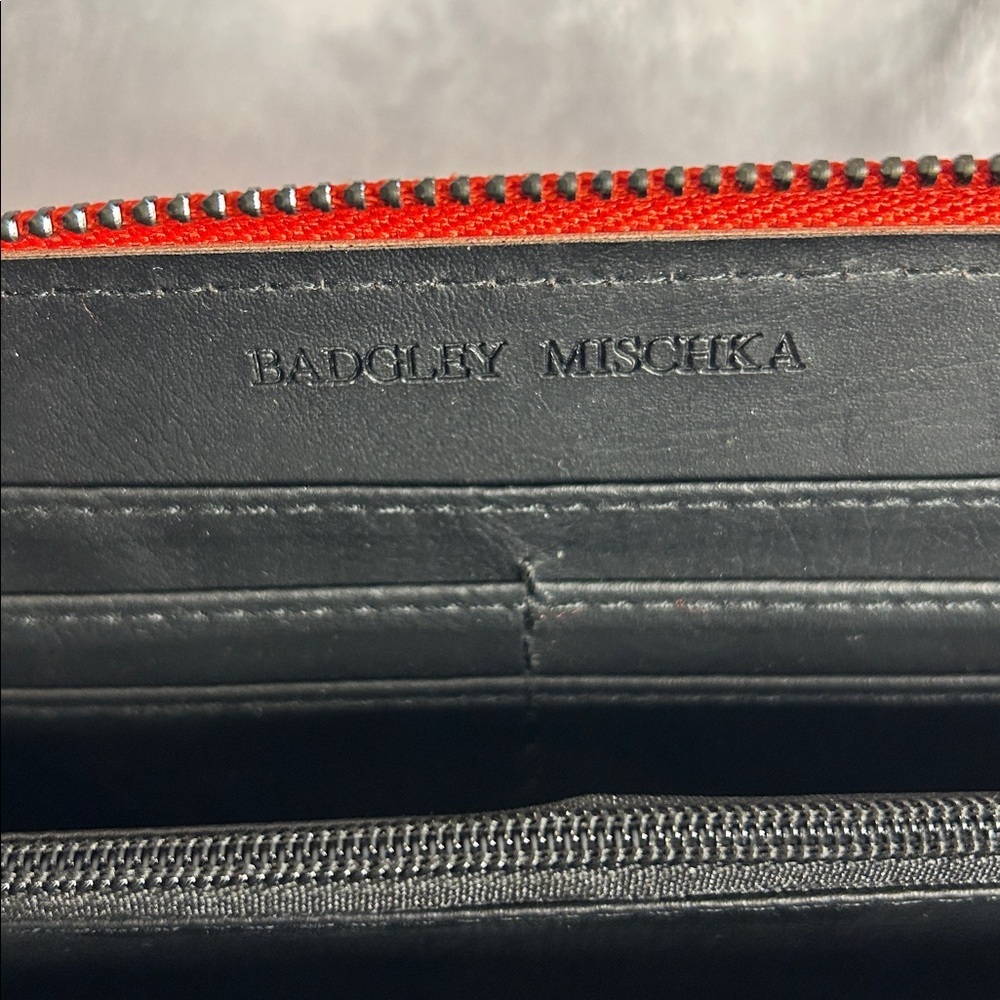 Badgley Mischka Red Vegan Leather Wallet - Picture 4 of 6